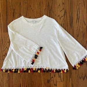 Buru - slightly cropped tassel top. Size small/medium. Great condition.